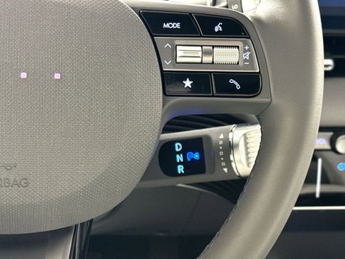 Used 2025 Hyundai Ioniq 5 Limited image 22