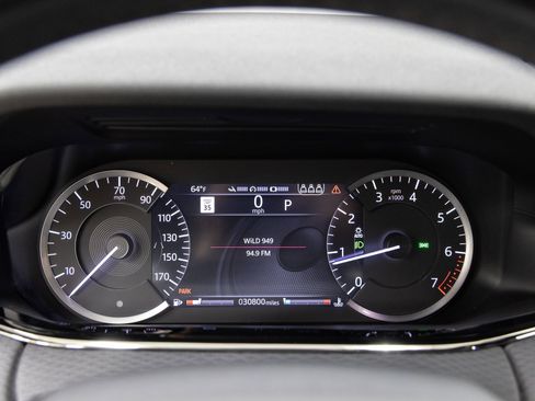 Used 2020 Land Rover Range Rover Evoque R-Dynamic S image 17