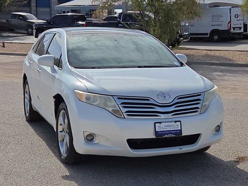 Used 2012 Toyota Venza Limited FWD image 3