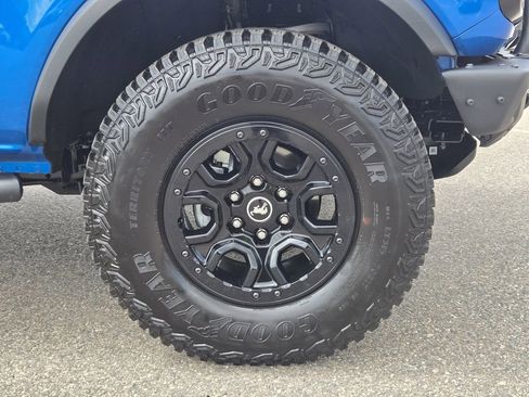 Used 2024 Ford Bronco Wildtrak AWD/4WD image 11