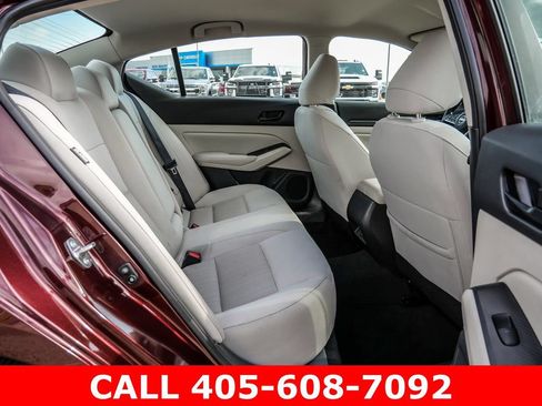 Used 2025 Nissan Altima 2.5 SV FWD image 33