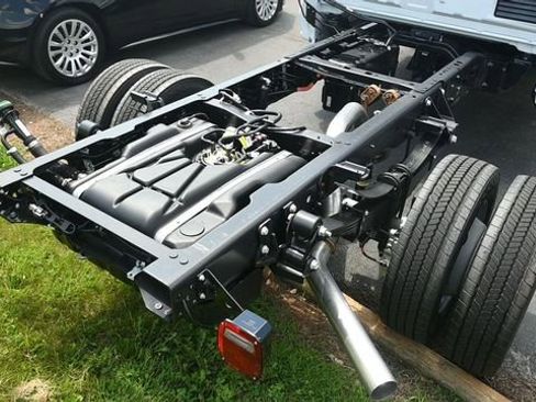 New 2026 Ford F550 4x4 Crew Cab Super Duty image 6