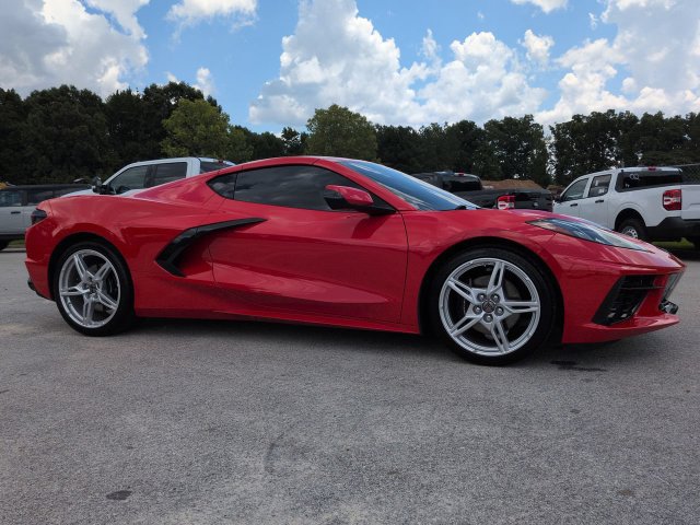Used 2023 Chevrolet Corvette Stingray Coupe w/ 1LT RWD image 2
