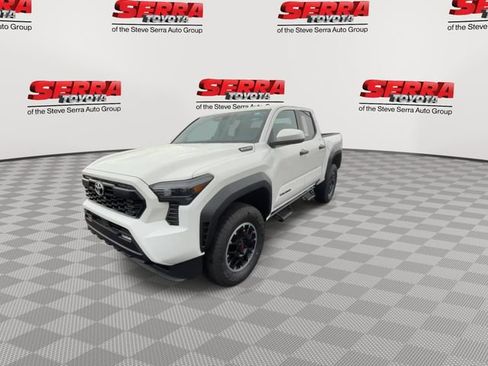 New 2025 Toyota Tacoma TRD Off-Road image 5