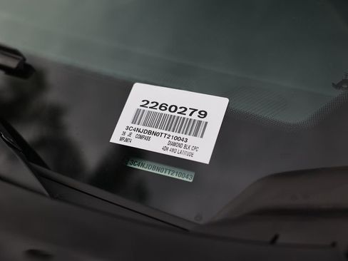 New 2026 Jeep Compass Latitude AWD/4WD image 33