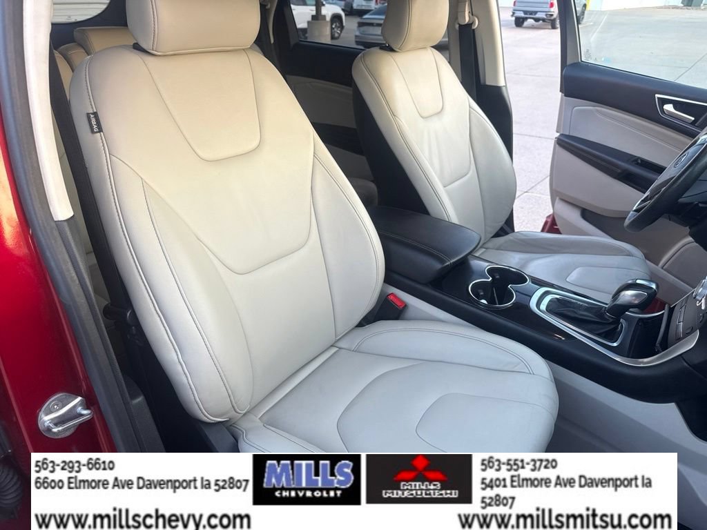 Used 2018 Ford Edge Titanium w/ Technology Package AWD/4WD image 23
