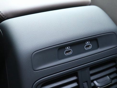 New 2025 Audi Q5 Premium Plus image 18