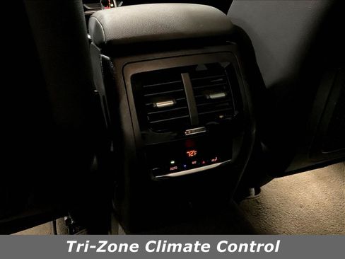 Used 2019 BMW X3 xDrive30i w/ Driving Assistance Package AWD/4WD image 10