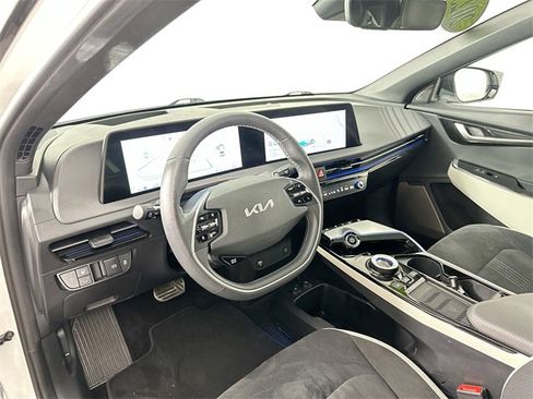 Used 2023 Kia EV6 GT-Line w/ GT-Line Suede Seat Package image 21