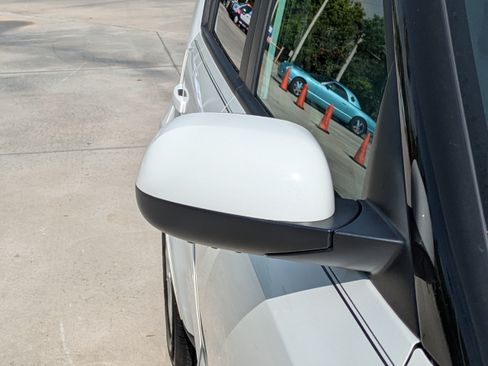 Used 2016 Kia Soul FWD image 8