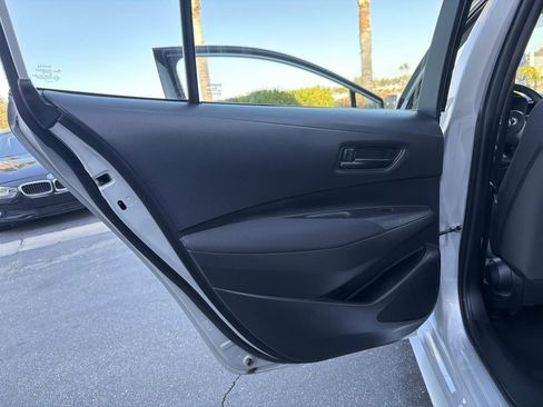 Used 2024 Toyota Corolla LE image 30