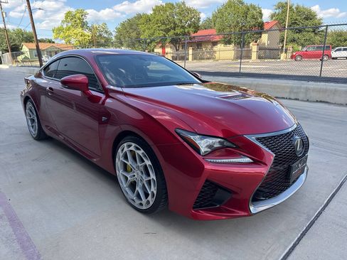 Used 2017 Lexus RC F w/ Premium Package RWD image 7