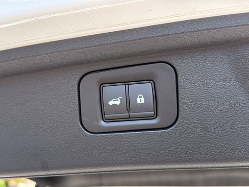 Certified 2026 Nissan Armada Platinum AWD/4WD image 26