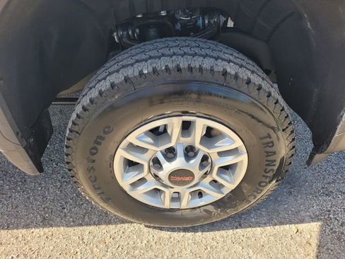 New 2026 GMC Sierra 2500 Pro w/ Convenience Package image 18