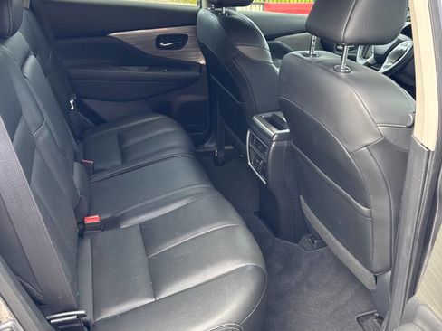 Used 2018 Nissan Murano SL w/ Moonroof Package AWD/4WD image 9