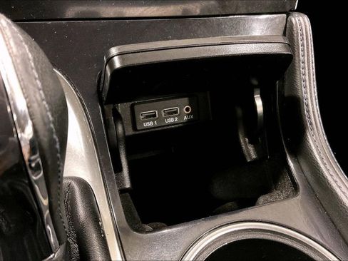 Used 2018 Nissan Maxima 3.5 S image 16