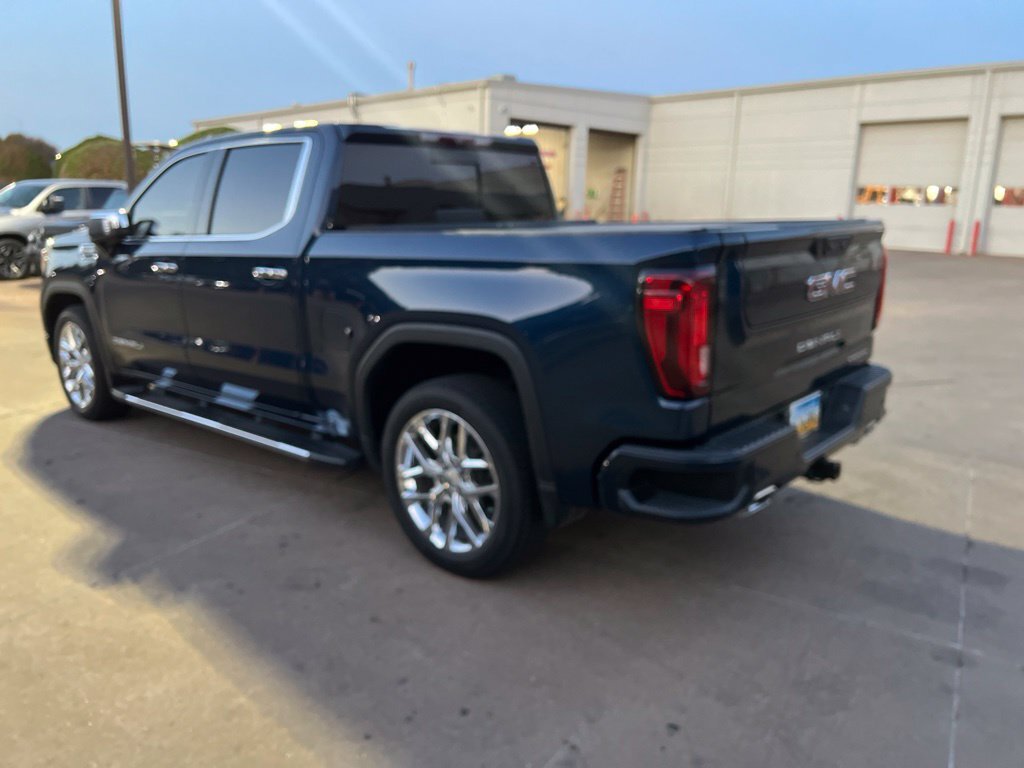 Used 2023 GMC Sierra 1500 Denali AWD/4WD image 6