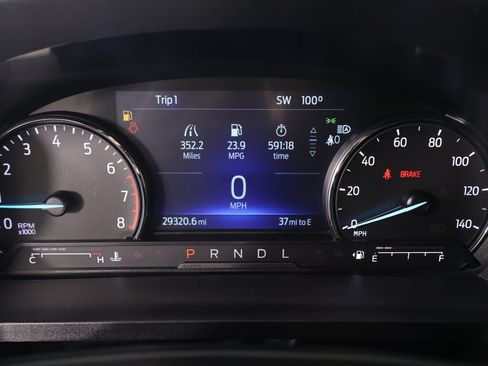 Used 2023 Ford Explorer XLT w/ Equipment Group 202A AWD/4WD image 4