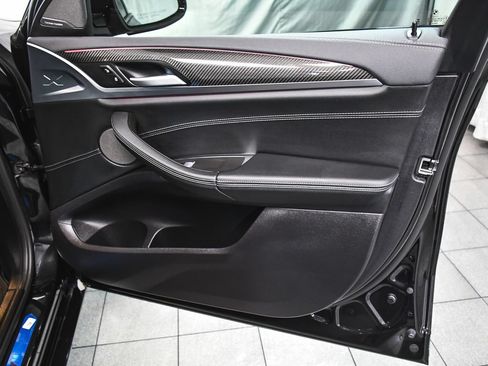 Used 2025 BMW X4 M40i w/ Premium Package AWD/4WD image 15
