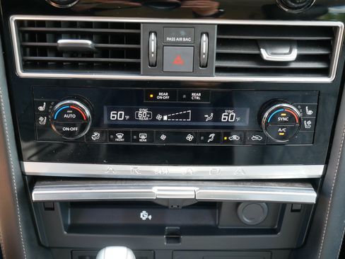 Certified 2024 Nissan Armada Platinum AWD/4WD image 23