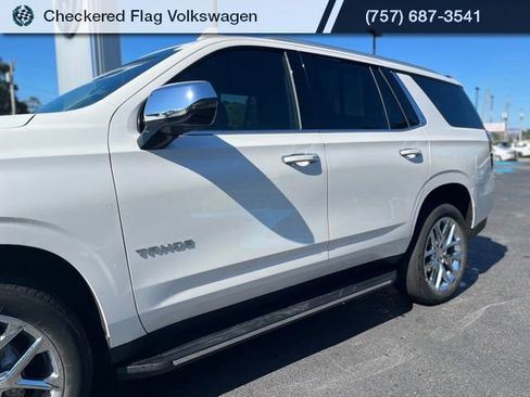 Used 2023 Chevrolet Tahoe Premier AWD/4WD image 4