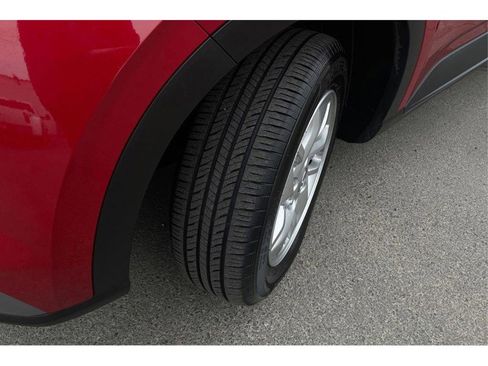 Used 2023 Hyundai Venue SE FWD image 18