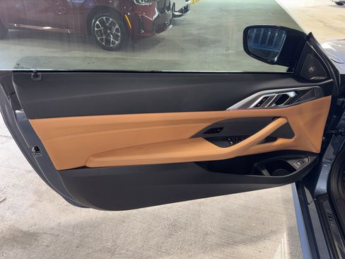 Used 2024 BMW 430i Coupe w/ M Sport Package RWD image 8
