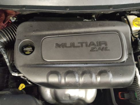 Used 2019 Jeep Cherokee Latitude w/ Popular Appearance Group image 30