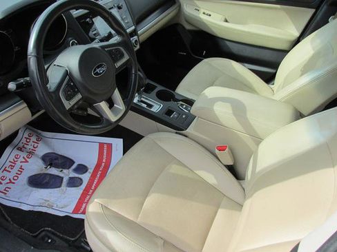 Used 2015 Subaru Legacy 3.6R Limited image 8