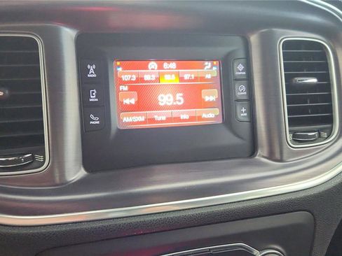 Used 2016 Dodge Charger SE w/ Popular Equipment Group RWD image 21