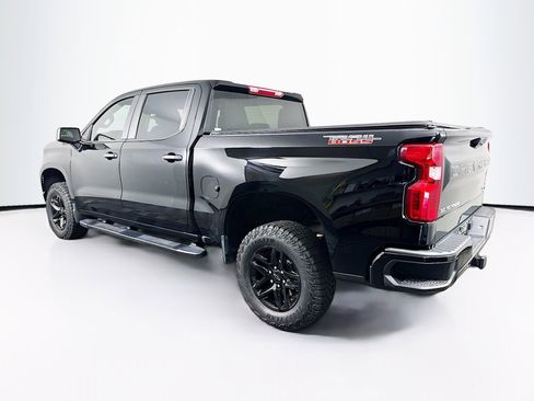 Used 2025 Chevrolet Silverado 1500 Custom Trail Boss AWD/4WD image 5