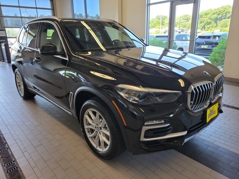Used 2020 BMW X5 xDrive40i w/ Convenience Package AWD/4WD image 3
