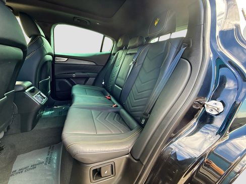 Certified 2024 Maserati Grecale Trofeo image 20