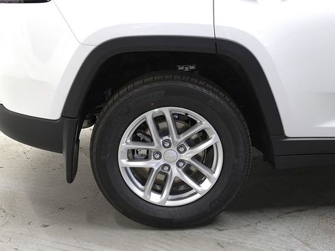 New 2026 Jeep Grand Cherokee Laredo X AWD/4WD image 38