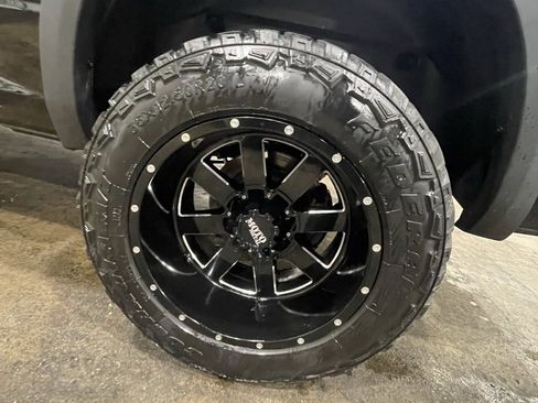 Used 2013 RAM 1500 Sport w/ Sport Premium Group image 32