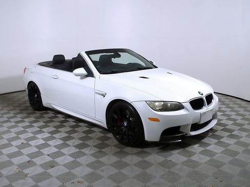 Used 2010 BMW M3 Convertible RWD image 6