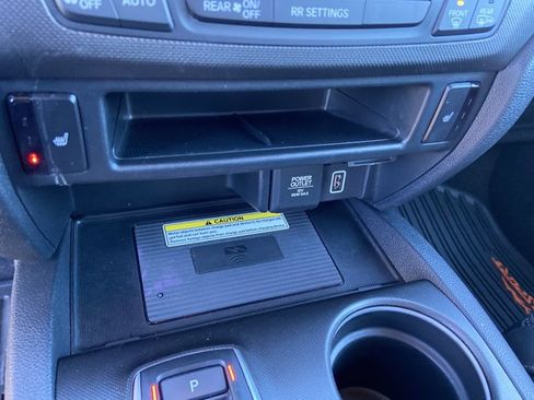 Used 2023 Honda Passport TrailSport image 39