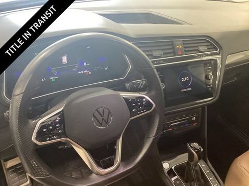 Used 2024 Volkswagen Tiguan SE R-Line AWD/4WD image 6