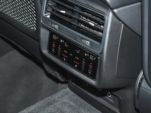 Used 2023 Audi SQ8 Premium Plus w/ Executive Package AWD/4WD image 60