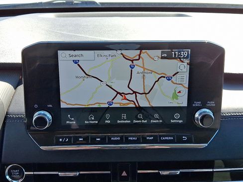 Used 2023 Mitsubishi Outlander SE image 16