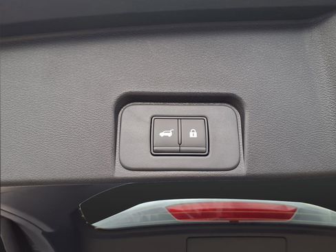 New 2026 Nissan Rogue SV AWD/4WD image 9