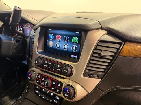 Used 2015 GMC Yukon XL Denali w/ Touring Package AWD/4WD image 26
