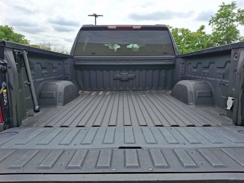 Used 2024 Chevrolet Silverado 1500 Custom Trail Boss AWD/4WD image 28