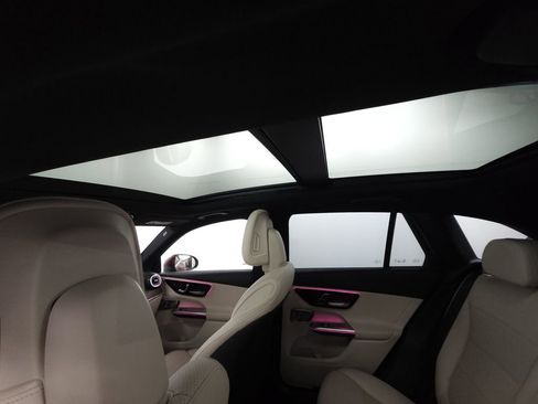 Certified 2026 Mercedes-Benz GLC 300 4MATIC image 25