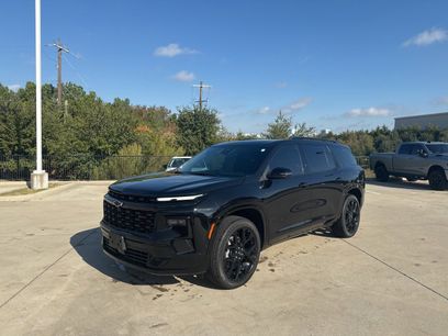 Used 2025 Chevrolet Traverse RS