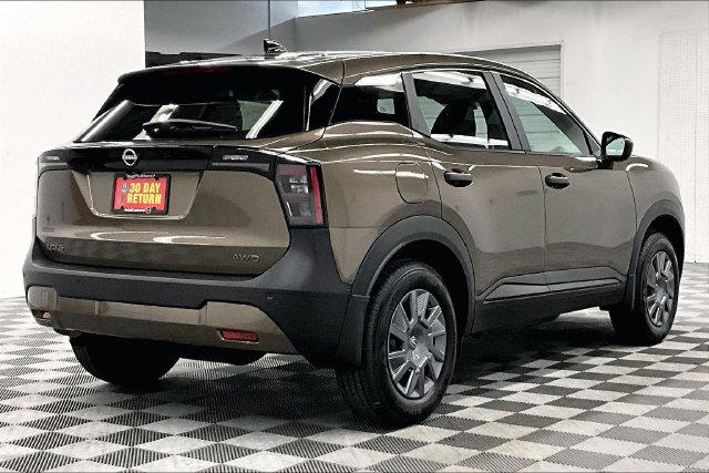 New 2026 Nissan Kicks S AWD/4WD image 17