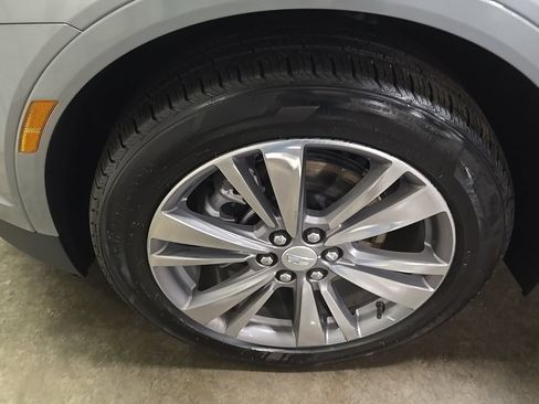 Used 2025 Cadillac XT5 Premium Luxury image 7