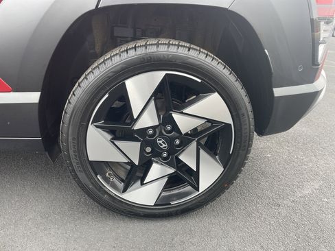 Used 2024 Hyundai Kona Limited image 29