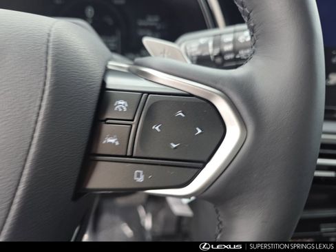 New 2026 Lexus RX 450h AWD image 22