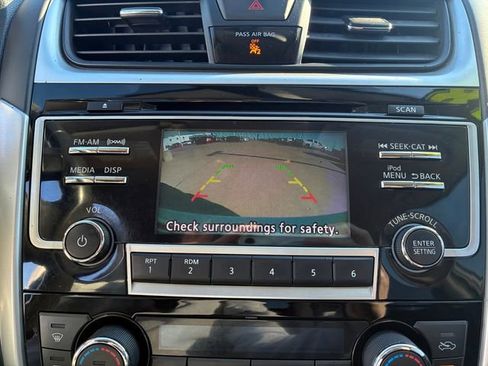 Used 2018 Nissan Altima 2.5 SV image 30